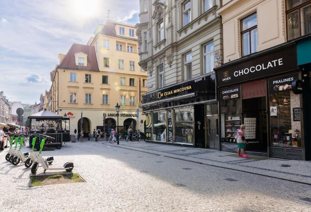 Charming 2Bedroom Old Town Apartment Prag Eksteriør billede